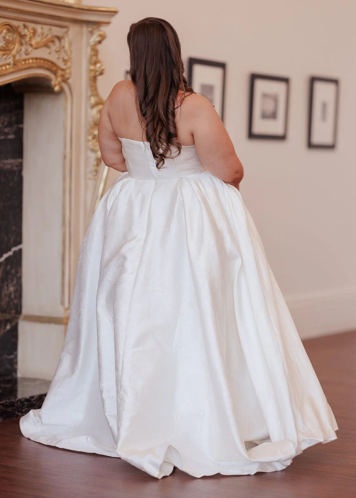 Victoria Wedding Dress - Image 5